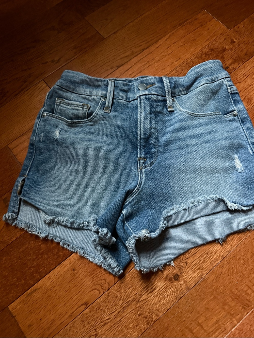 Good American Good Curve Denim Shorts 0/25 BLUE466 Distressed Raw Hem